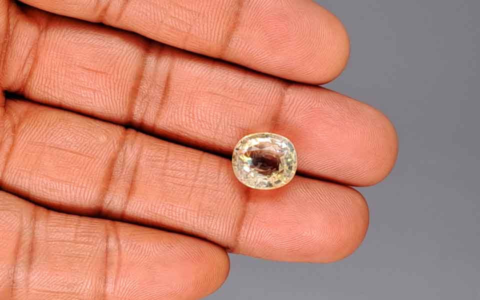 Natural Yellow Topaz - 8.25 Carat Limited Quality YT-25106