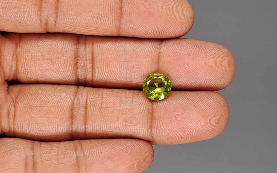 Peridot - 2.41 Carat Rare Quality PDT-14571