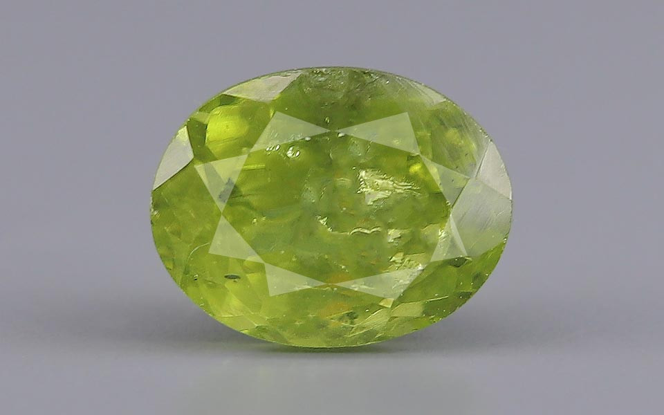 Peridot - 3.81 Carat Fine Quality PDT-14562