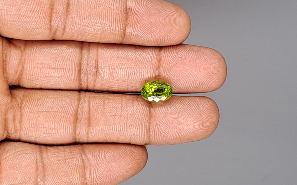 Peridot - 4.18 Carat Limited Quality PDT-14521