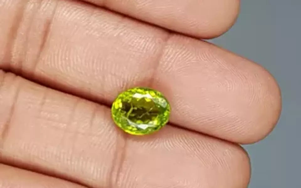 Peridot - 4.25 Carat Limited Quality PDT-14508