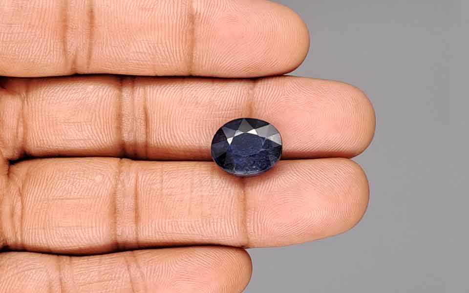Blue Sapphire - 11.38 Carats