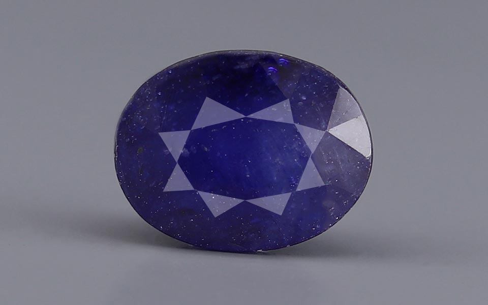 Blue Sapphire - 4.89 Carats