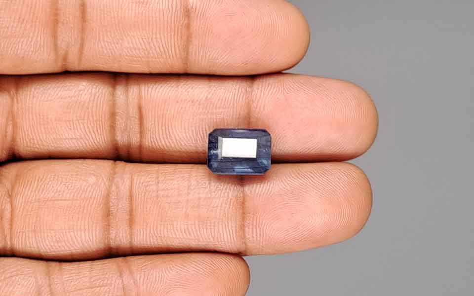 Blue Sapphire - 7.85 Carats