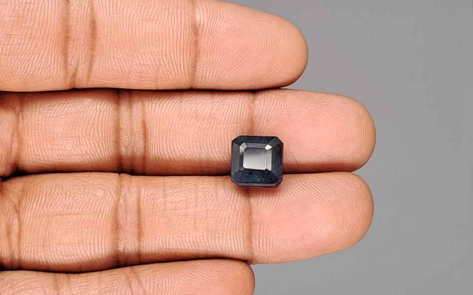 Blue Sapphire - 8.34 Carats