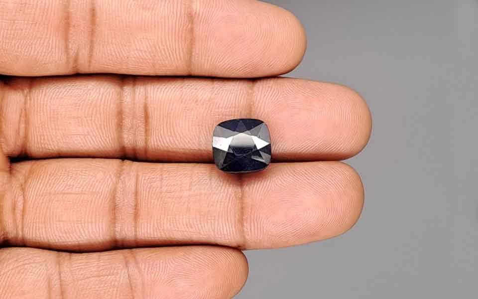 Blue Sapphire - 8.93 Carats