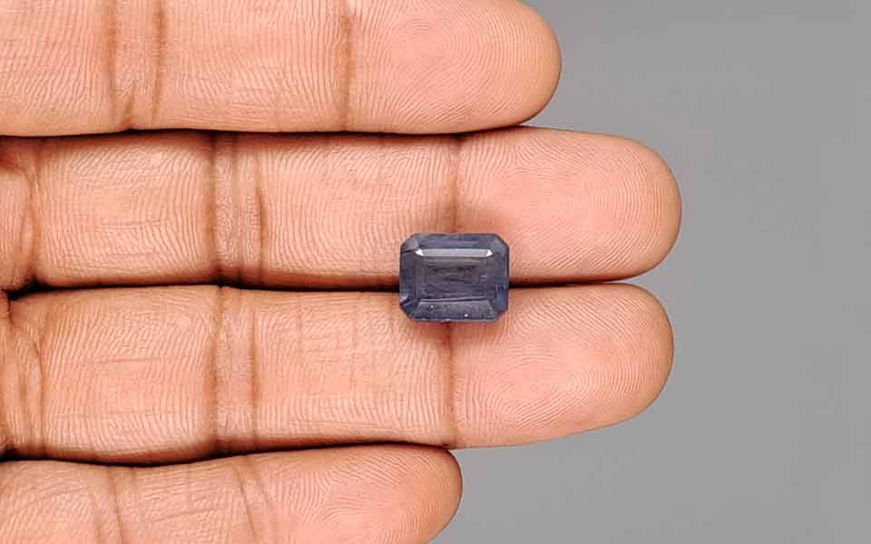 Blue Sapphire - 9.04 Carats