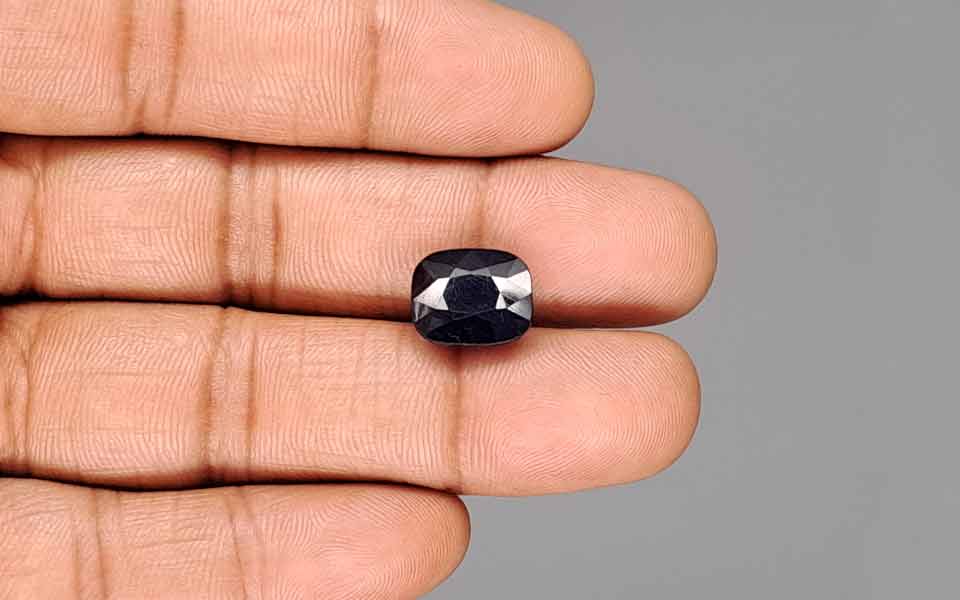 Blue Sapphire - 9.12 Carats