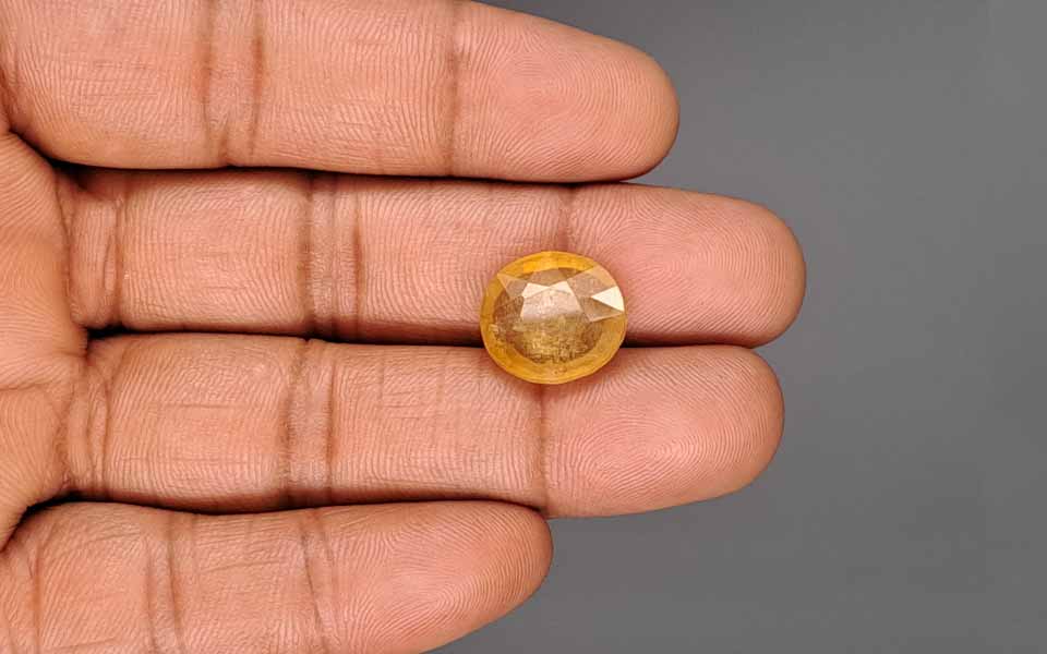 Yellow Sapphire - 11.33 Carats