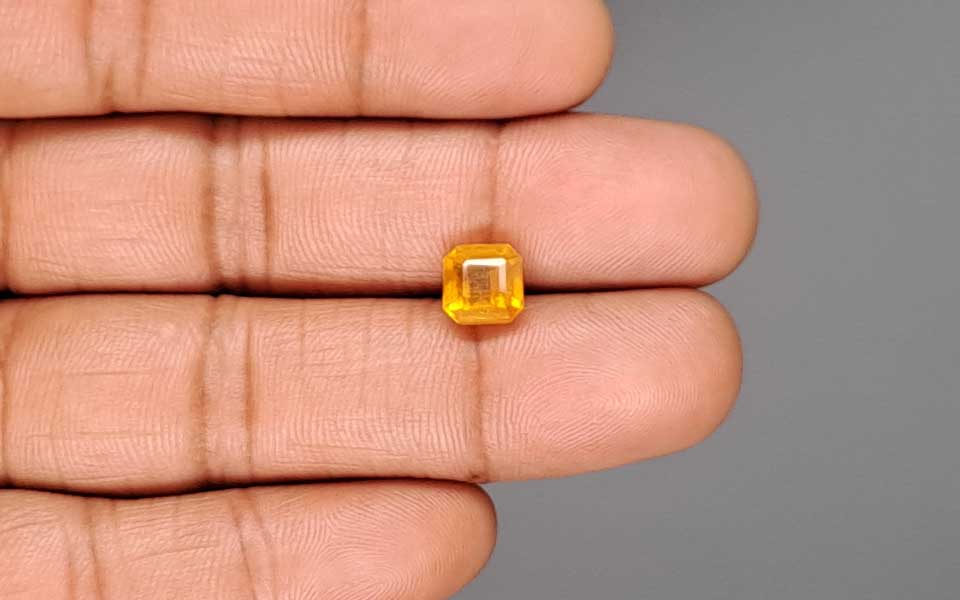 Yellow Sapphire - 3.33 Carats