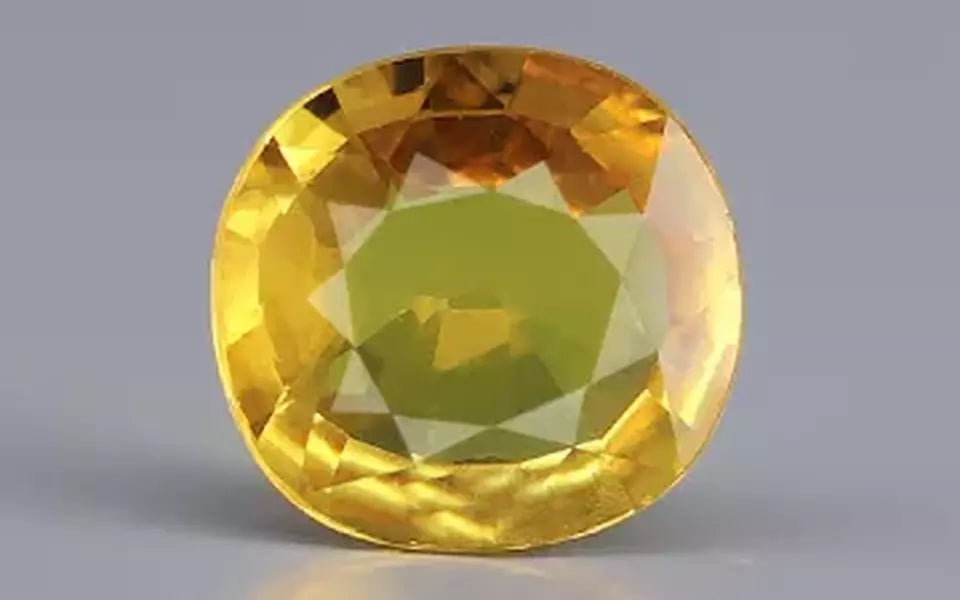 Yellow Sapphire - 3.67 Carats