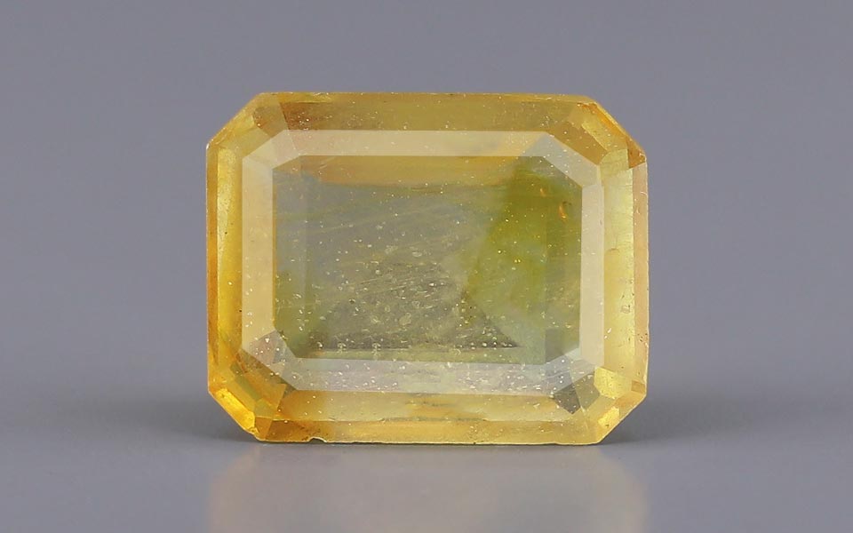 Yellow Sapphire - 4.07 Carats