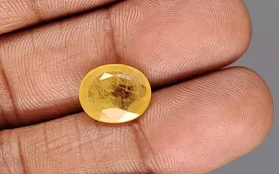 Yellow Sapphire - 5.40 Carats