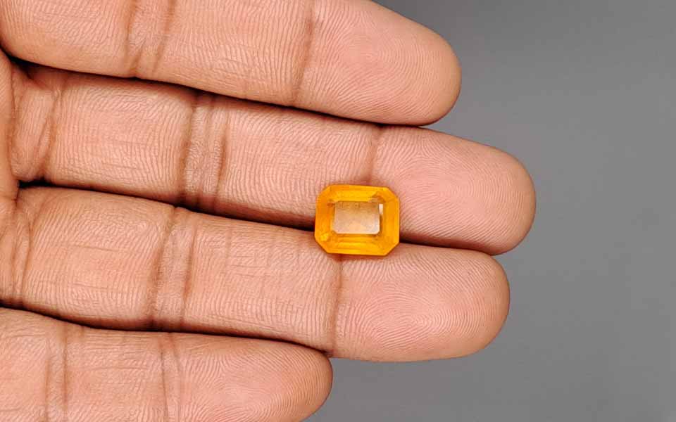Yellow Sapphire - 6.05 Carats