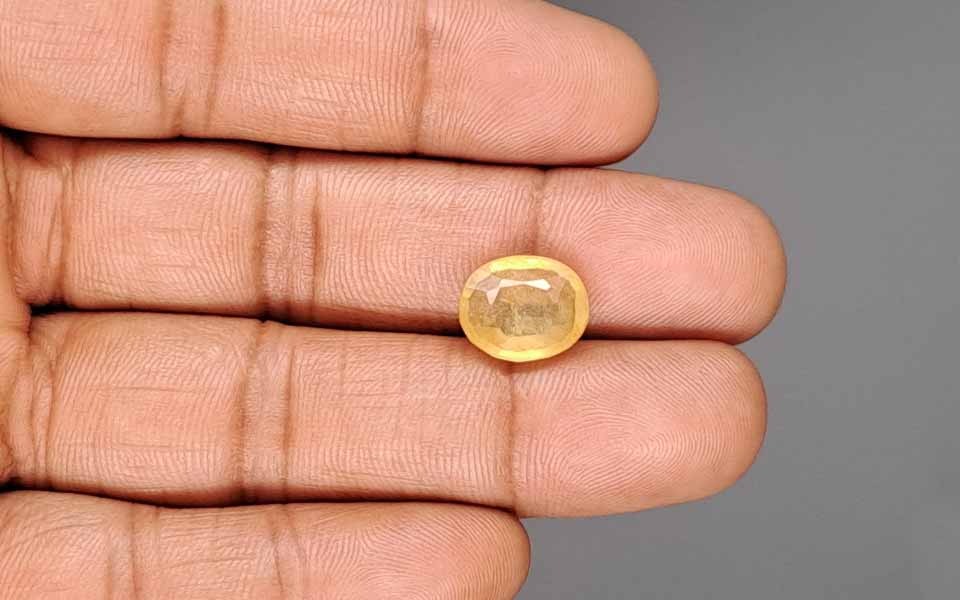 Yellow Sapphire - 6.63 Carats