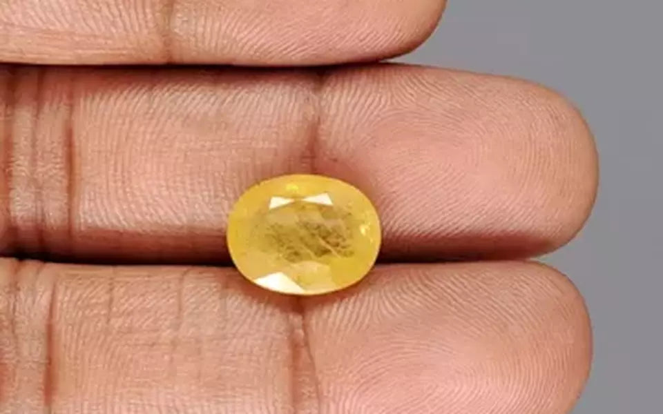 Yellow Sapphire - 6.87 Carats