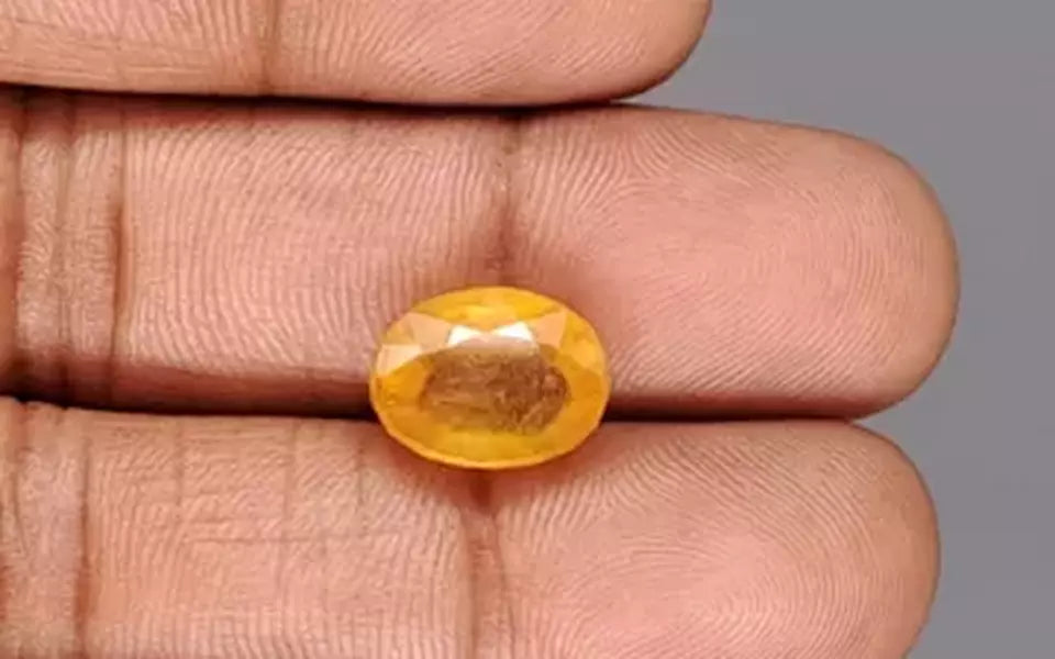 Yellow Sapphire - 7.97 Carats