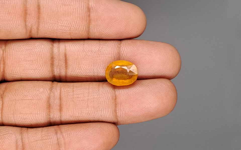 Yellow Sapphire - 8.31 Carats