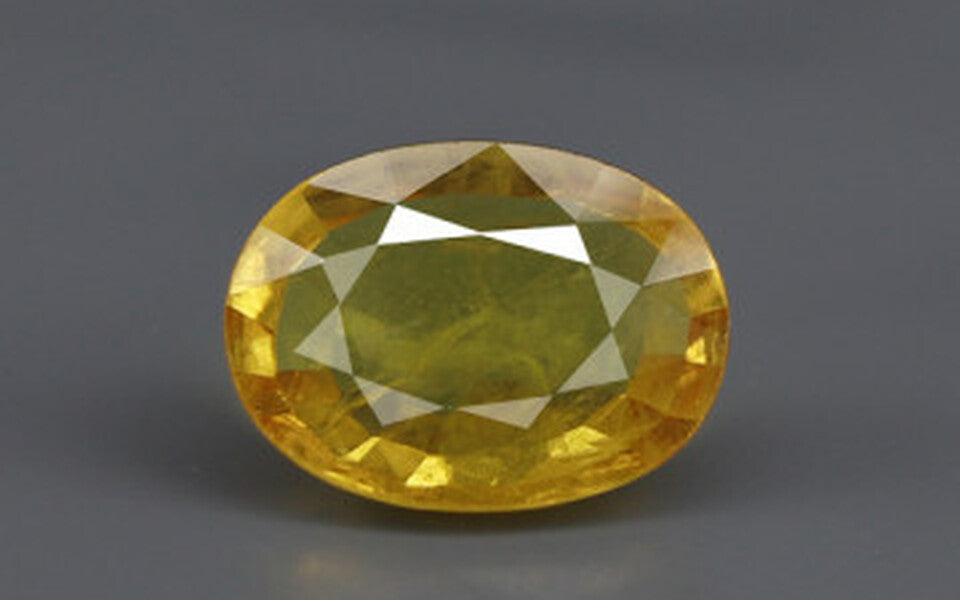 Yellow Sapphire - 4.13 Carats