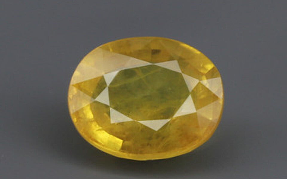 Yellow Sapphire - 4.59 Carats