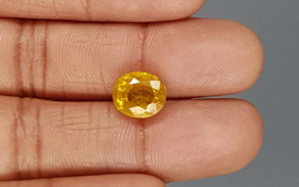 Yellow Sapphire - 5.68 Carats