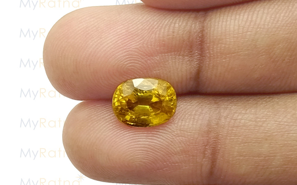 Yellow Sapphire - 4.29 Carats