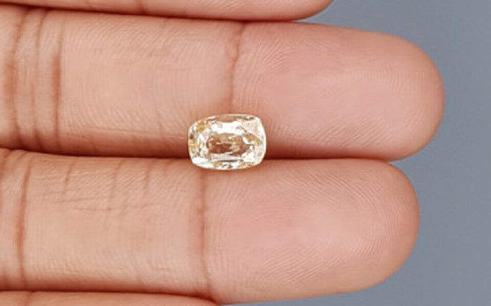 Ceylon Yellow Sapphire - 3.30 Carat Limited Quality CYS-3753