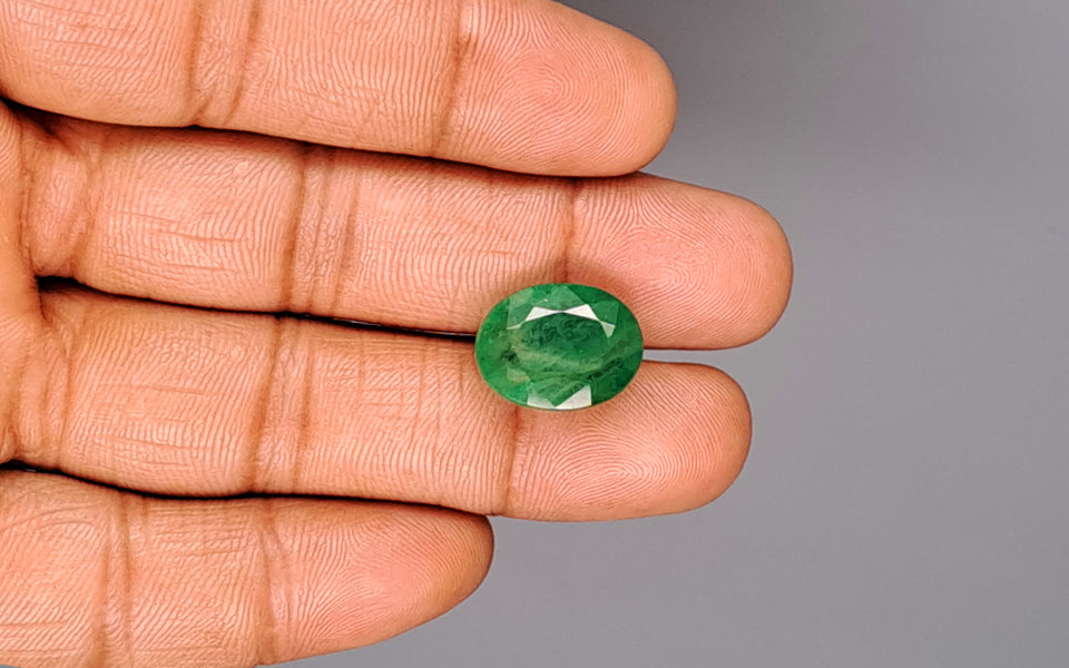Emerald - 11.87 Carats