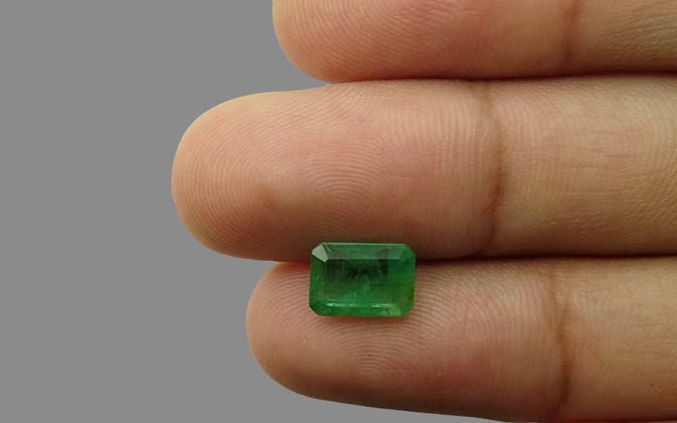 Zambian Emerald - 2.45 Carat Prime Quality EMD-9029