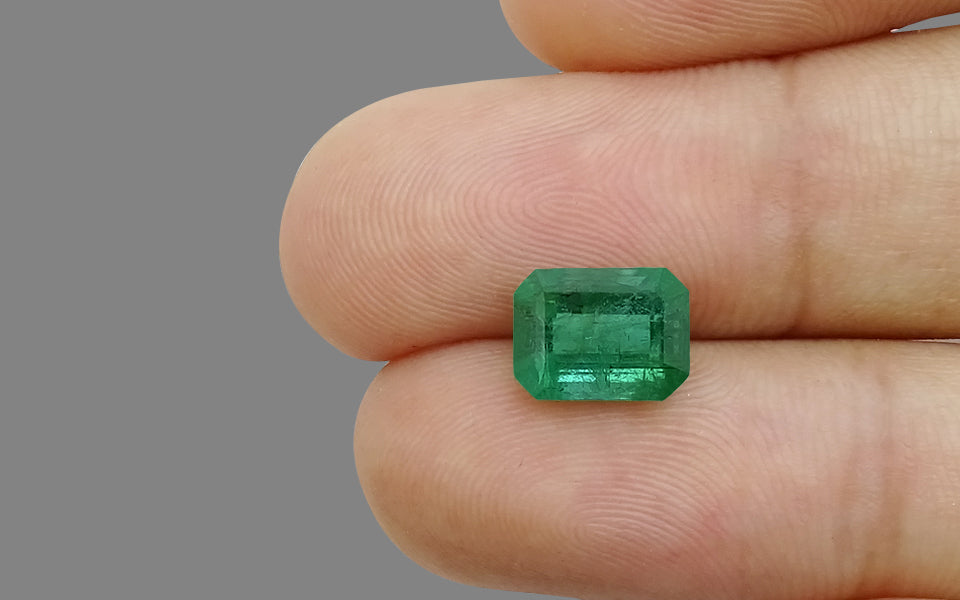 Emerald - 2.52 Carats