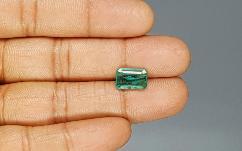 Zambian Emerald - 2.67 Carat Prime Quality EMD-9611