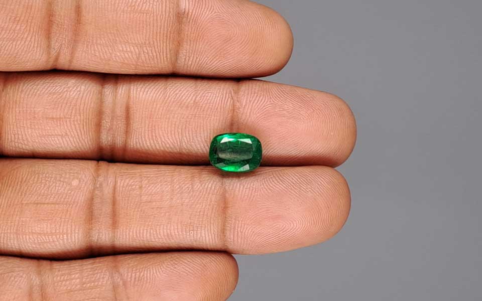 Emerald - 2.72 Carats