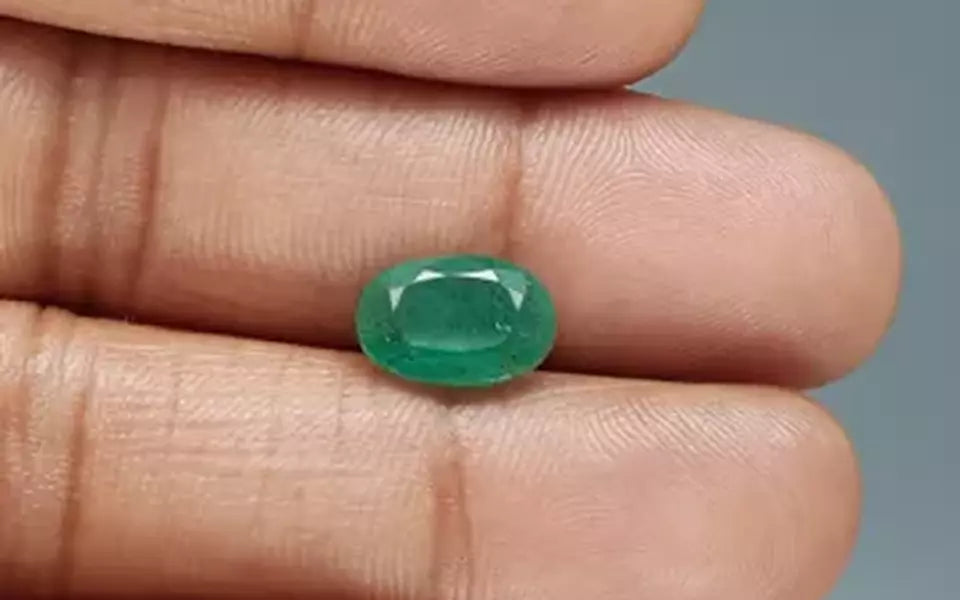 Emerald - 2.85 Carats