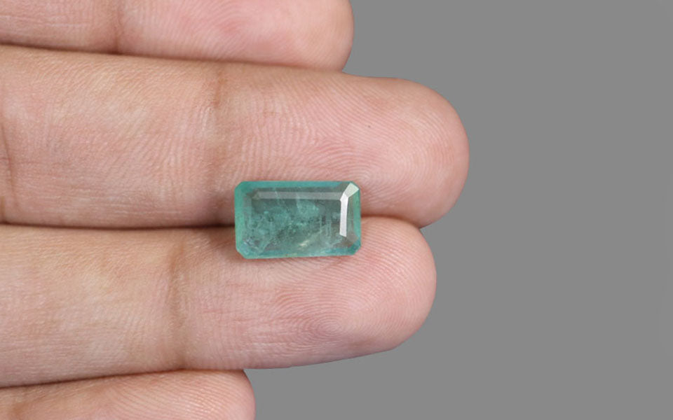 Emerald - 2.89 Carats