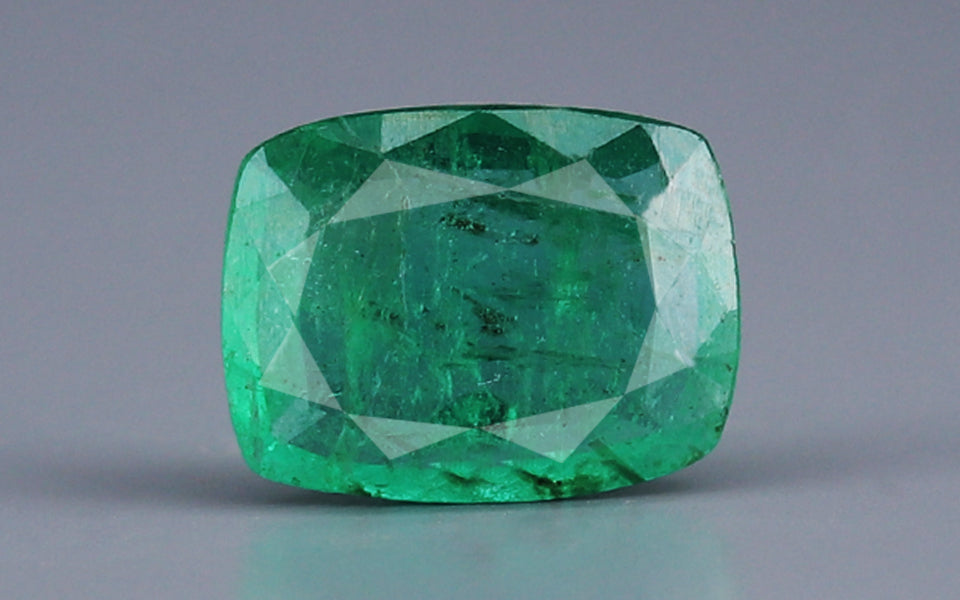 Emerald - 2.97 Carats