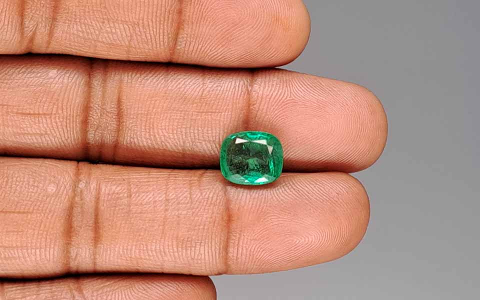 Emerald - 3.16 Carats