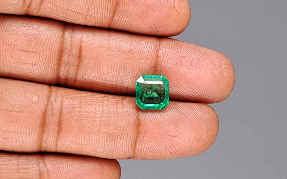 Emerald - 3.22 Carats