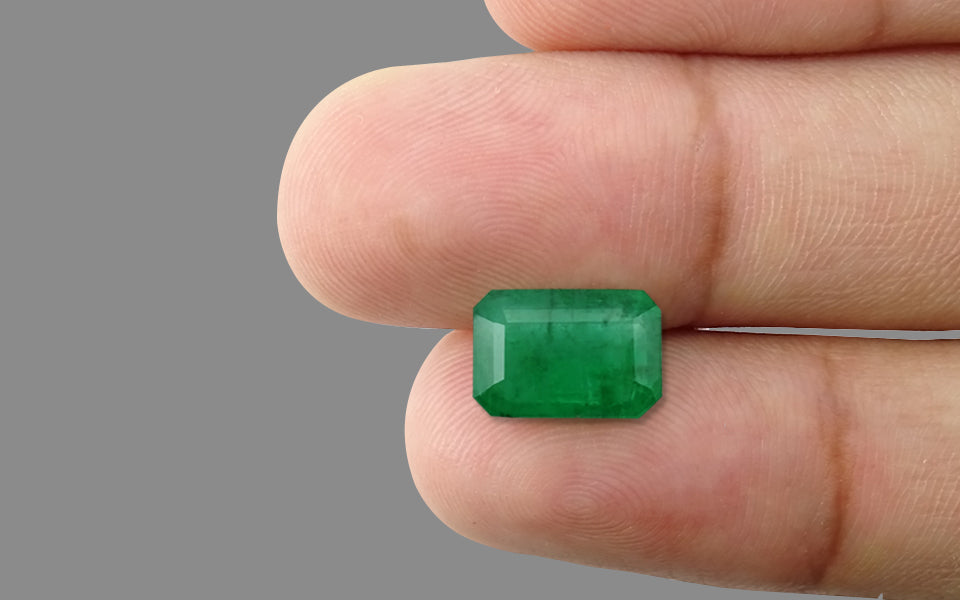 Emerald - 3.32 Carats