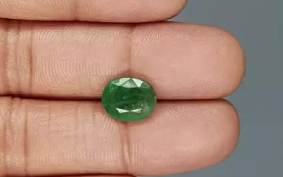 Emerald - 3.35 Carats