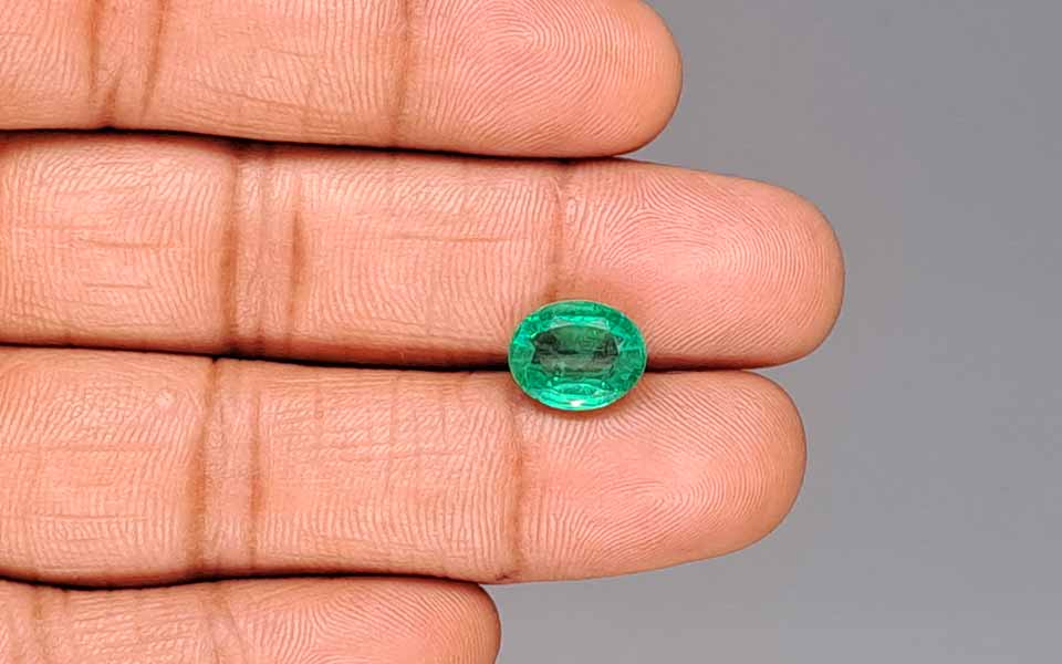 Emerald - 3.38 Carats