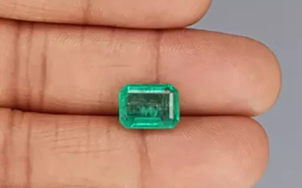 Emerald - 3.51 Carats