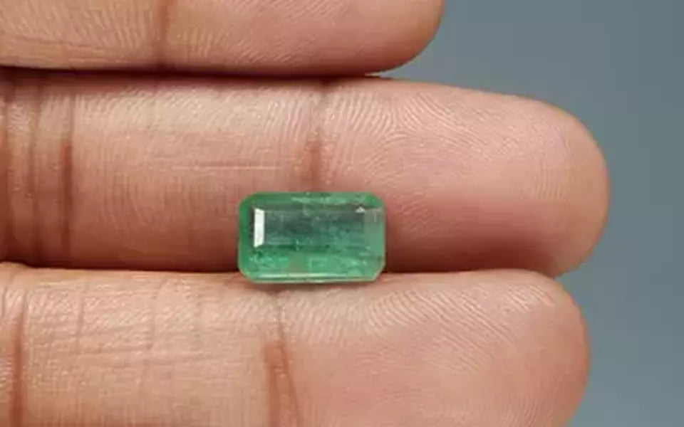 Zambian Emerald - 3.66 Carat Prime Quality EMD-9904
