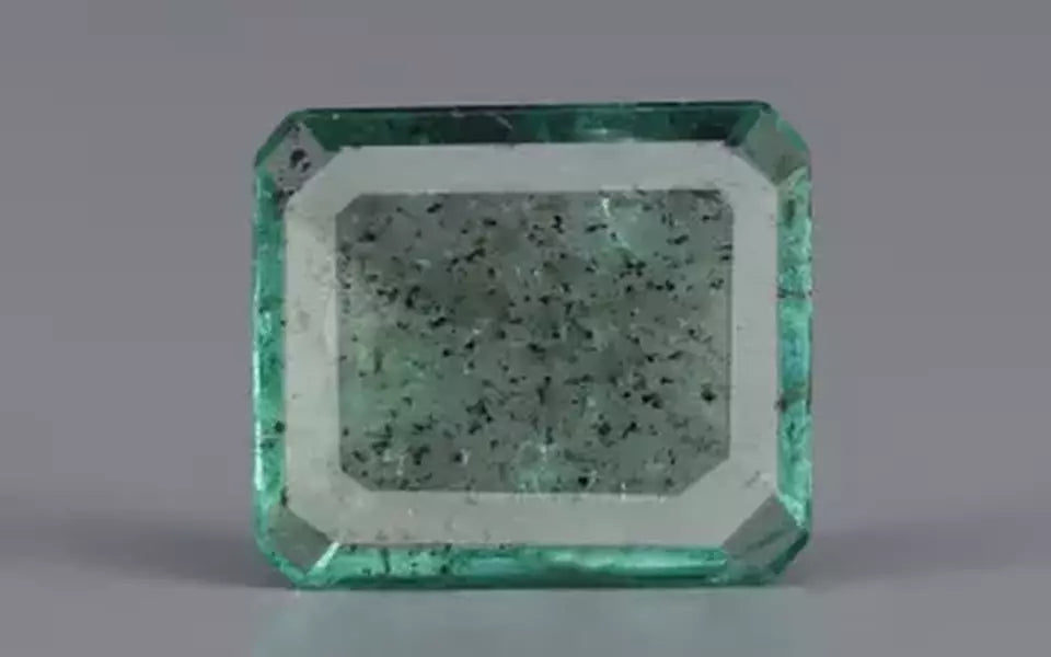 Emerald - 3.71 Carats