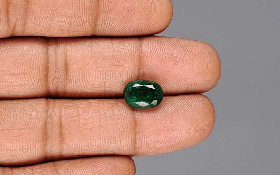 Emerald - 3.71 Carats