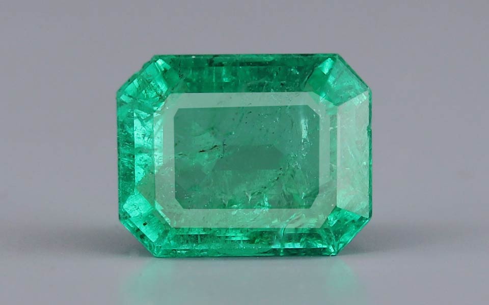 Emerald - 3.71 Carats