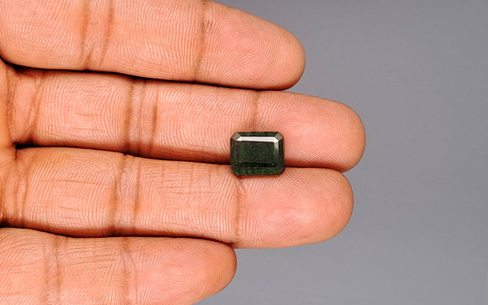 Zambian Emerald - 3.75 Carat Prime Quality EMD-10108