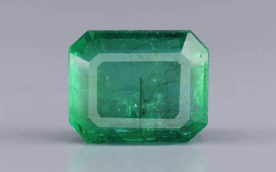 Emerald - 3.80 Carats