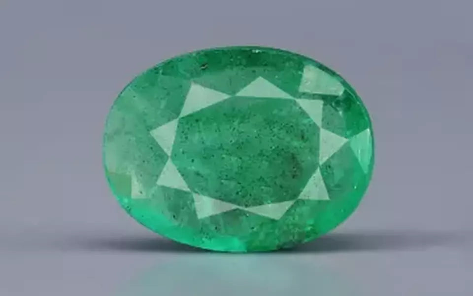 Emerald - 3.87 Carats