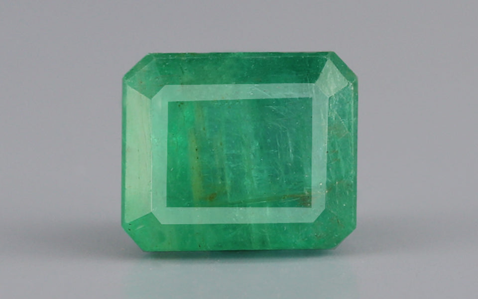 Emerald - 3.88 Carats