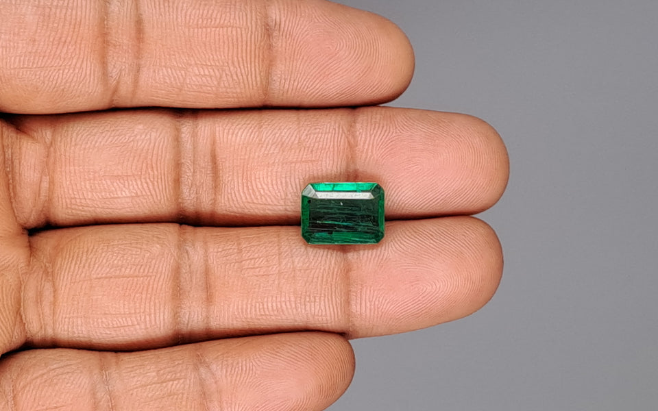Emerald - 3.95 Carats